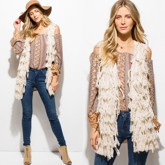 Shaggy Fringe Sweater Vest 4 Season Boho Festival - Picture 3 of 7
